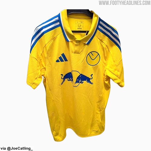 leeds 24 25 away kit (5)
