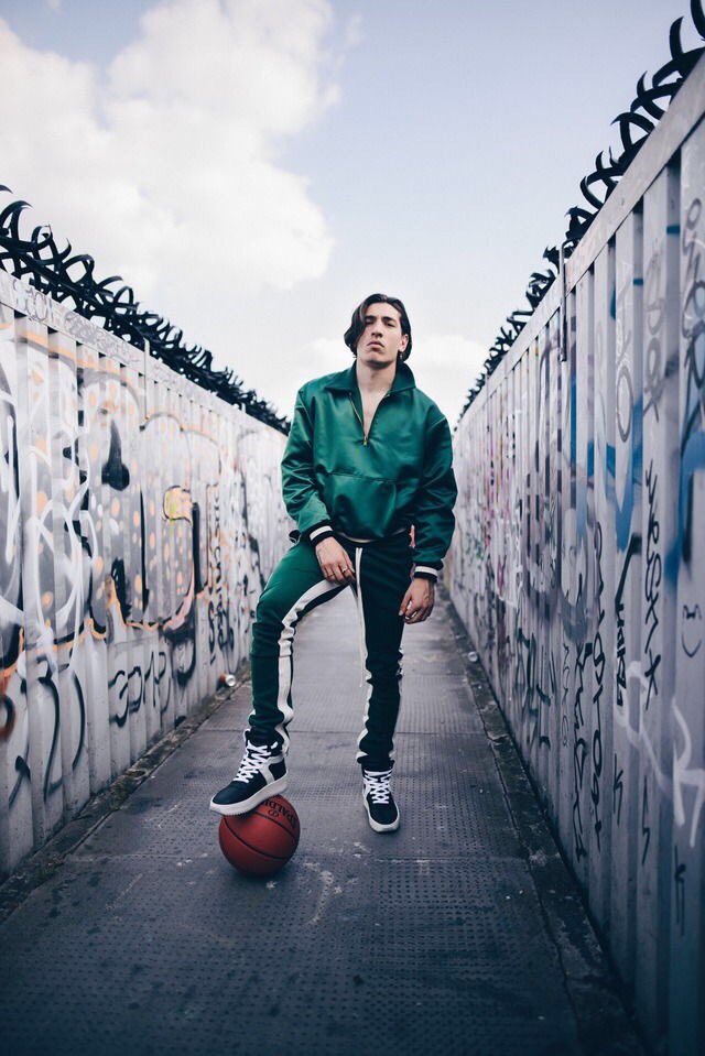 Off the Pitch - Archive™ ⚽️🌐 on Instagram: Hector Bellerin by